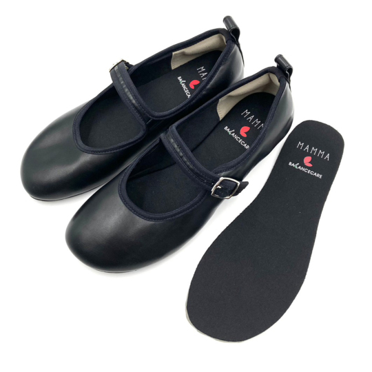 ソウママページ 30%OFFセール】 【医療の視点から生まれた靴】 お仕事中もむくみと戦う