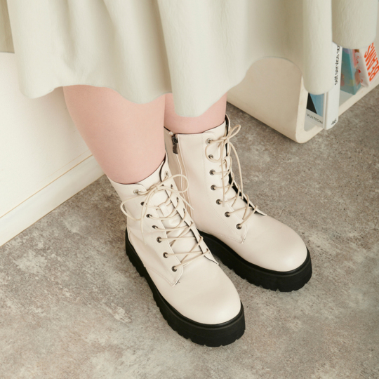 ラファーファ　厚底編み上げストレッチロングブーツ　アイボリー　24-24.5cm 30%OFFセール】 la farfa SHOES(ラファーファ・シューズ)厚底